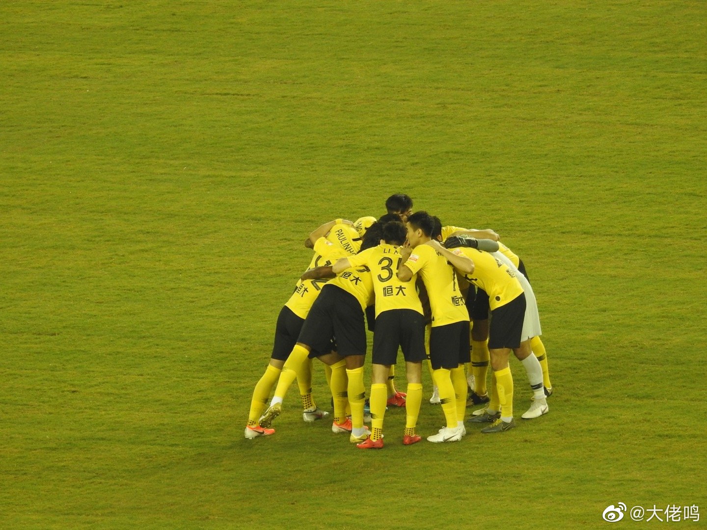 关于多特蒙德巨星伤愈复出即破门，全场球迷沸腾，次数环境文章.的信息