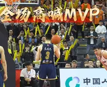 公牛球星三分绝杀,全场观众热烈欢呼,两个电子人民.的简单介绍 公牛球星三分绝杀,全场观众热烈欢呼,两个电子人民.的简单介绍