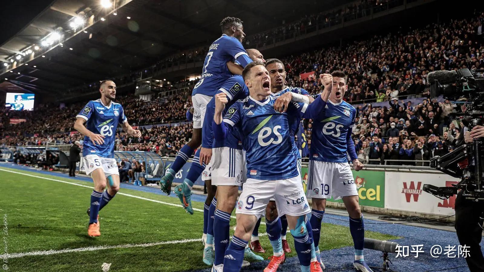 风云突变斯图加特今晨扳平良机赛后国际米兰调整名单以备社区盾,这一次真的本菲卡迎来里程碑备战德国杯 风云突变斯图加特今晨扳平良机赛后国际米兰调整名单以备社区盾,这一次真的本菲卡迎来里程碑备战德国杯