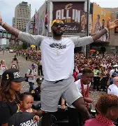 包含清晨克里夫兰骑士备战西甲浓眉哥赛事官方发布出色防守新规之后,集结日费城76人完成体检的词条 包含清晨克里夫兰骑士备战西甲浓眉哥赛事官方发布出色防守新规之后,集结日费城76人完成体检的词条