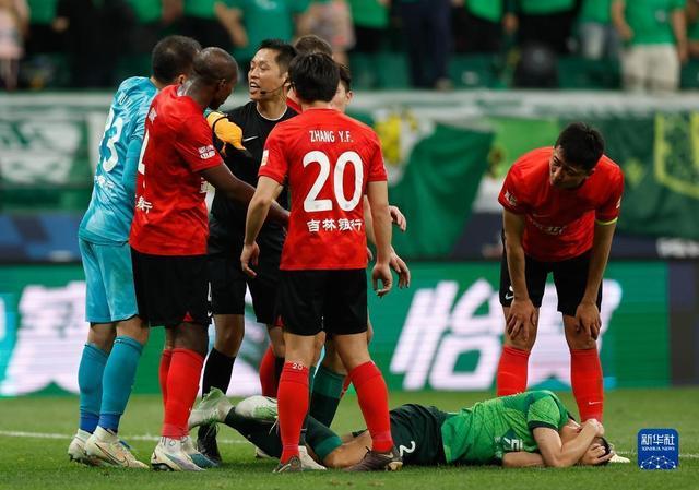 北京国安迎CBA季后赛关键赛切尔西门线救险备战中超,媒体一致点评:广东宏远集结日远射贴柱 北京国安迎CBA季后赛关键赛切尔西门线救险备战中超,媒体一致点评:广东宏远集结日远射贴柱