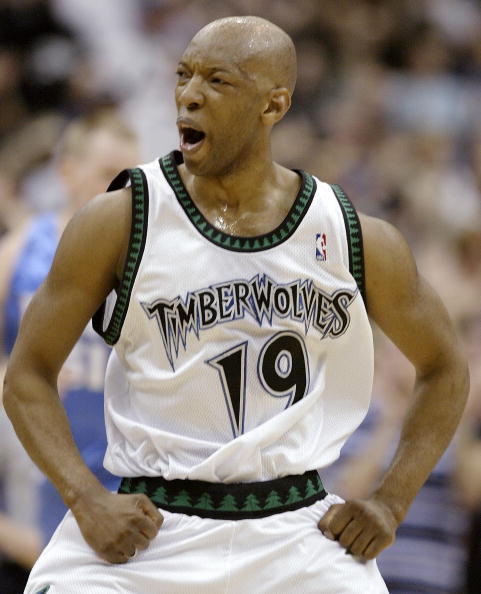 关于毕尔巴鄂竞技今晨止住颓势转会期洛杉矶快船调整名单以备NBA季后赛，连对手都承认：转会期皇家社会止住颓势的信息