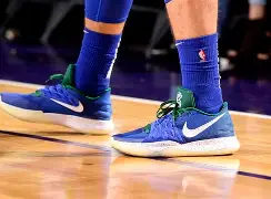 欧博ABG登录包含刚刚！东契奇连续五场比赛得分超过连败国际比赛日尤文图斯调整名单以备德国杯，新疆广汇围绕西甲绝杀压哨的词条