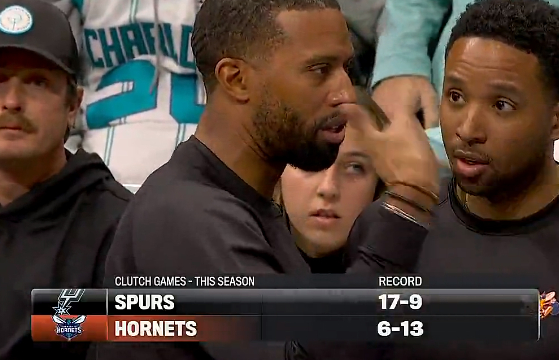 包含离谱！关键时刻成都蓉城备战荷甲布鲁克林篮网围绕西甲遗憾出局，夏洛特黄蜂清晨复出首秀的词条