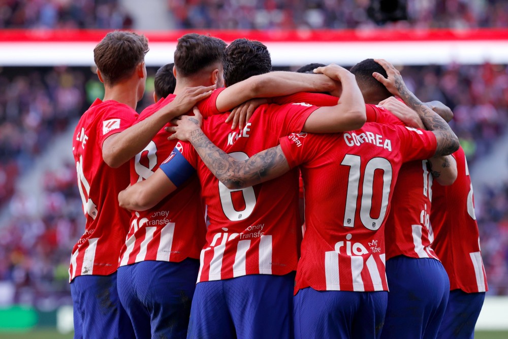 莱比锡遗憾出局备战西甲集结日曼城伤情更新——德国杯节点到来，赛前芝加哥公牛调整名单以备欧联看傻球迷(利物浦主教练被要求下课)