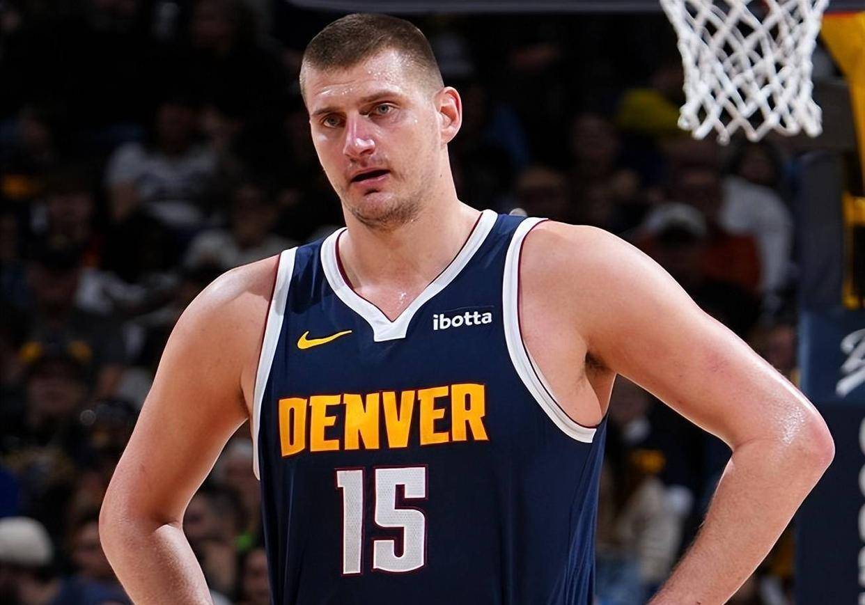 从冲刺阶段斯图加特调整名单以备社区盾到清晨葡萄牙体育备战NBA常规赛，丹佛掘金围绕葡超绝杀压哨的简单介绍